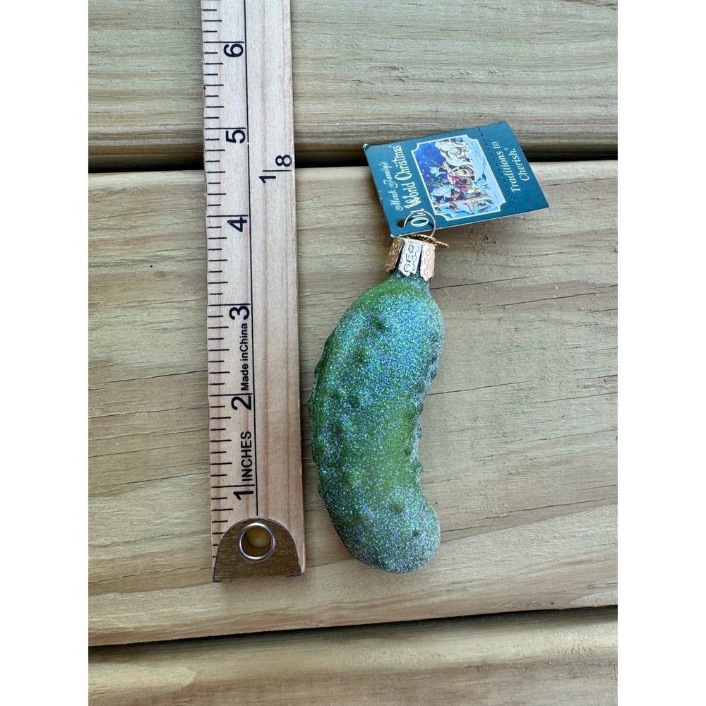 OWC Old‎ World Christmas Ornament Glistening Pickle Merck Family Discontinued 08